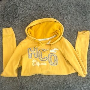 Hollister sweater